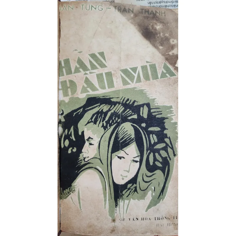 NHÃN ĐẦU MÙA (Tiểu thuyết của tác giả Xuân Tùng và Trần Thanh), sách đã được đóng bìa lại 704952