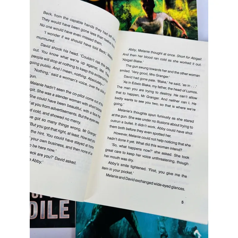 Sách nhập trung - Bear Grylls Mission Survival 8 Books Set, nhiệm vụ sống còn 8 cuốn 937431