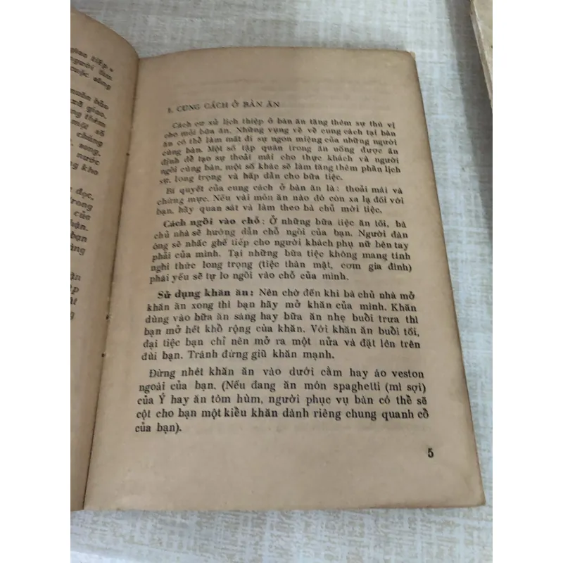 Nghệ thuật giao tiếp 995112