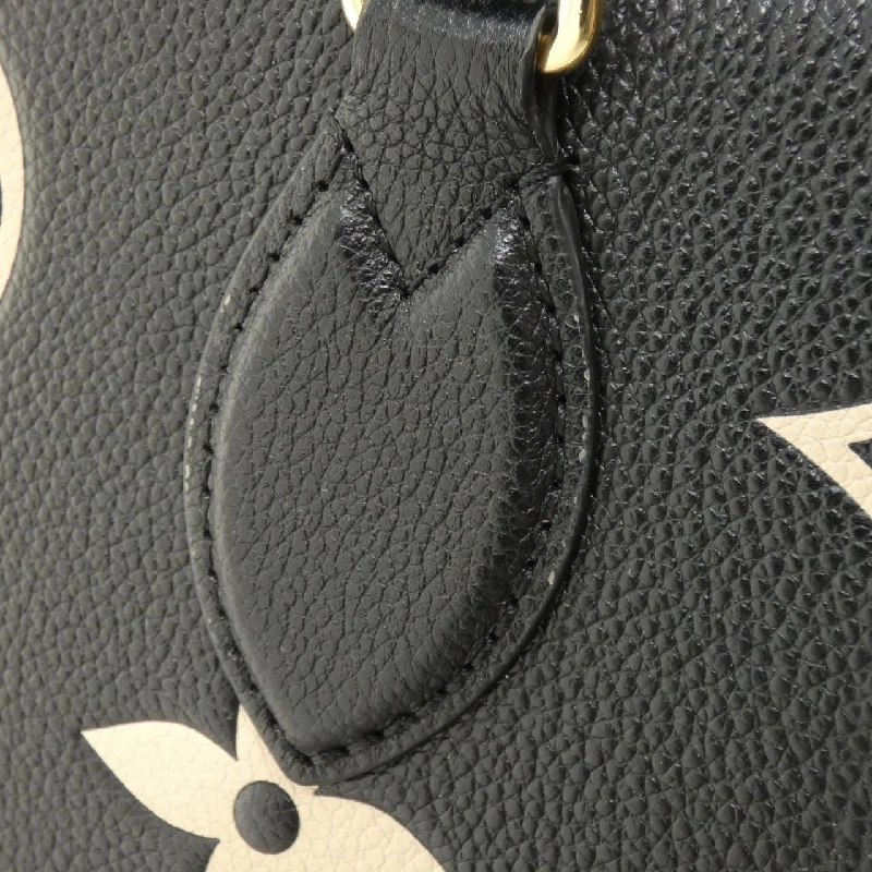 Túi Louis Vuitton Monogram Bicolor OnTheGo MM M45495 618997
