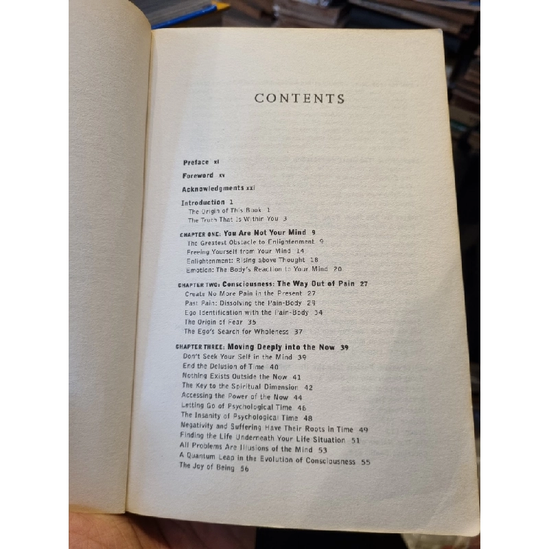 The Power of Now : A Guide to Spiritual Enlightenment - Eckhart Tolle 386979