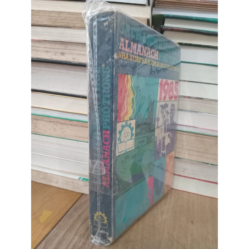 Sách lịch kiến thức phổ thông Almanach 1985 730820