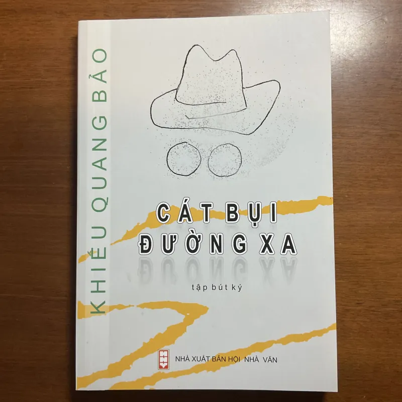 [KÝ XÃ HỘI] Cát bụi đường xa - Khiếu Quang Bảo 1039350