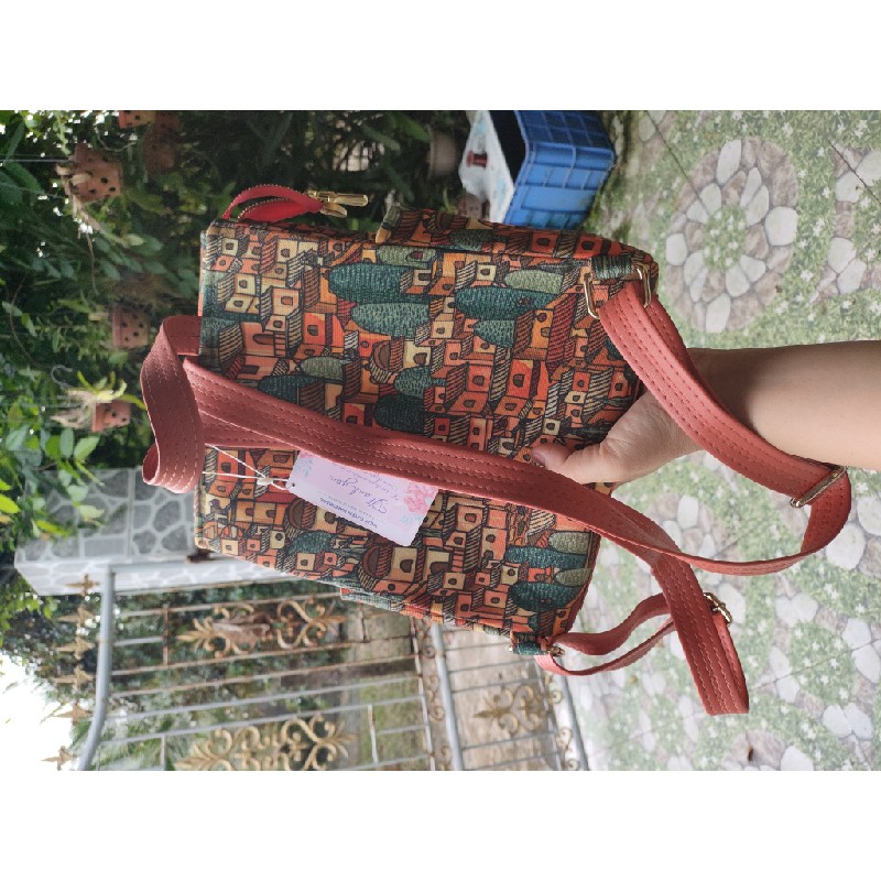 Balo handmade vải canvas Thủy Tuyên mới 100%. Mua cho bé đi học, mà bé không thích nên chưa dùng đến 11120