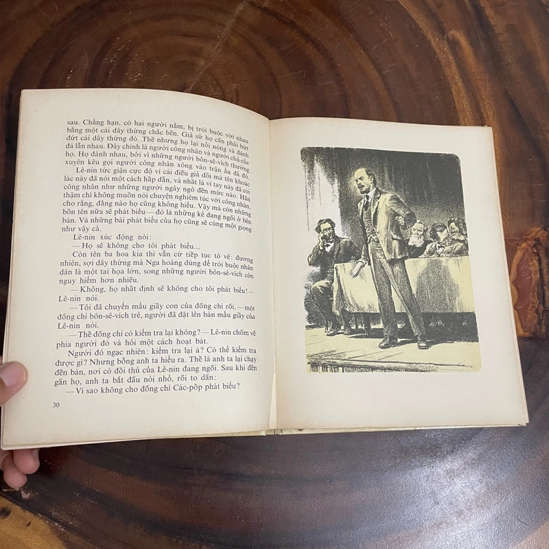 II Tựa sách: Những Mẫu Chuyện Về Lê Nin - A-Lếch-Xan-Đrơ Cô-Nô-Nốp - 1987 416952