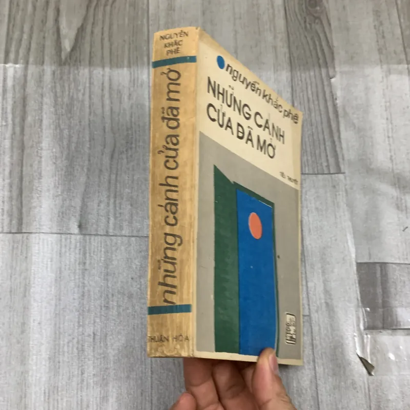 Những cánh cửa đã mở - nguyễn khắc phê. 6a2 1040558