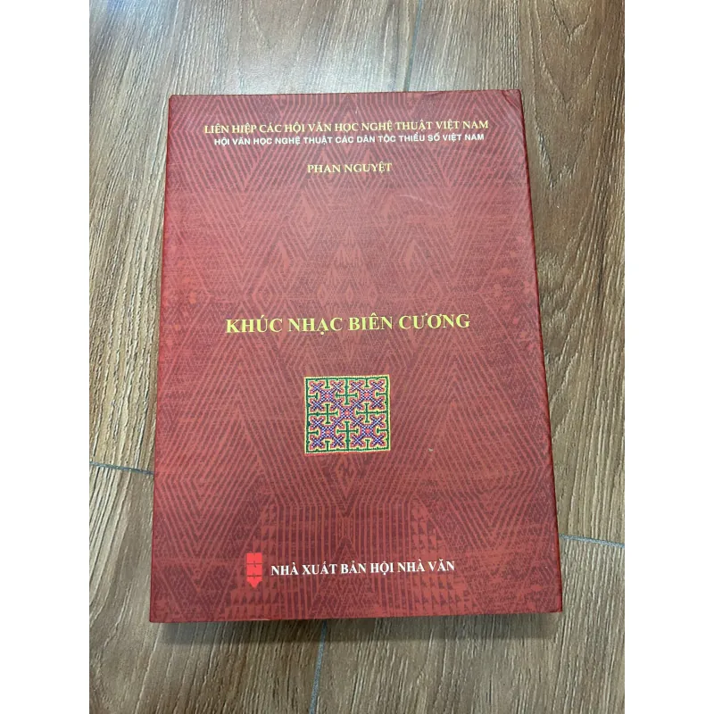 Khúc nhạc biên cương – Phan Nguyệt 759841