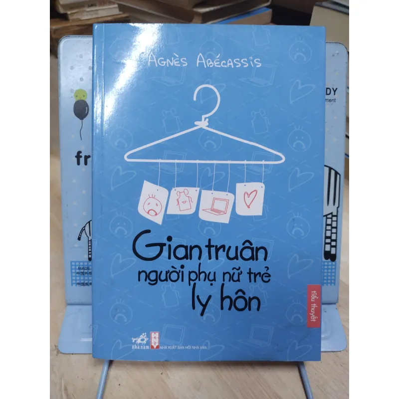 Sách: Gian truân người phụ nữ trẻ li hôn - TG: Agnes Abecassis (B1) 934302