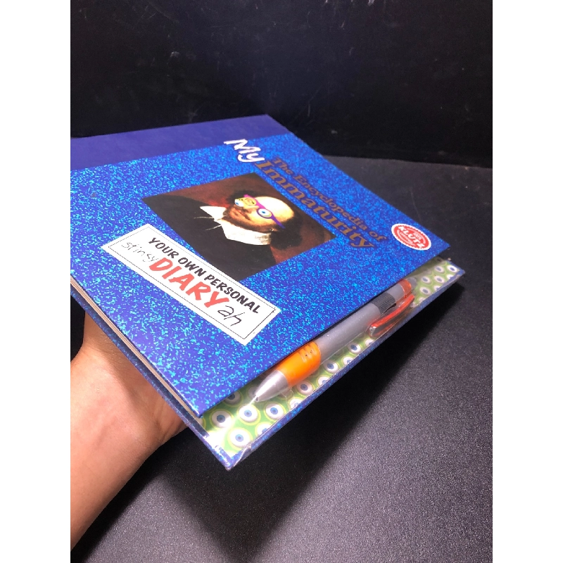 The encyclopedia of my immaturity mới 80% bẩn bìa nhẹ tróc bìa HCM1611 912747