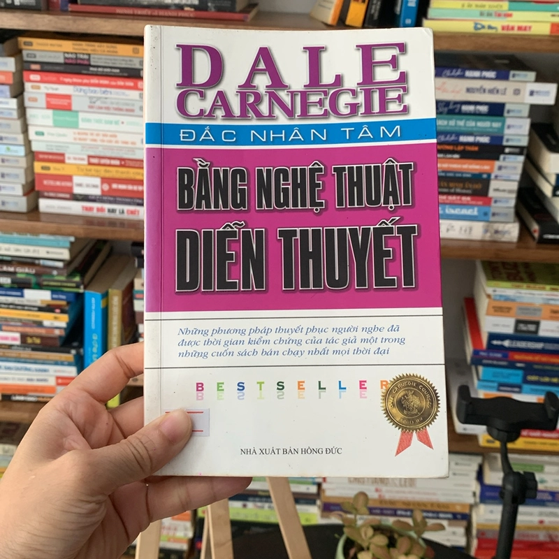 Sách Đắc nhân tâm bằng nghệ thuật diễn thuyết dale carnegie 529728