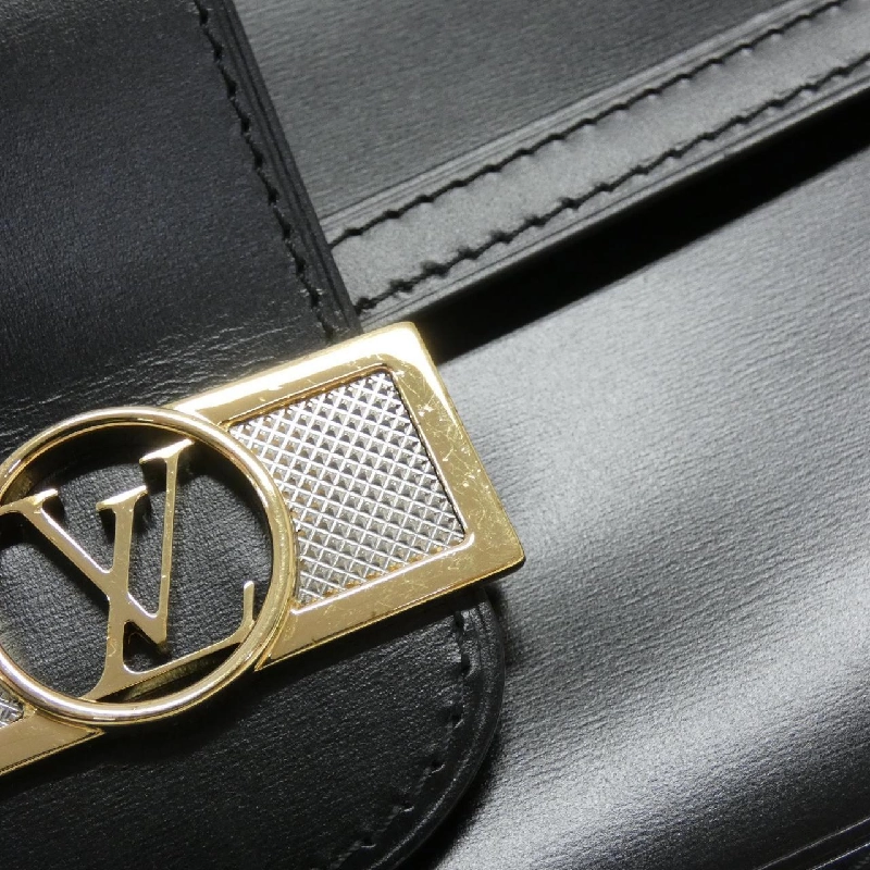Túi xách vai Louis Vuitton Dauphine MM M55821 609930