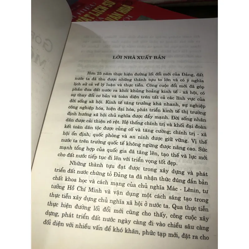Góp phần nghiên cứu một số vấn đề phát triển của Việt Nam  738774