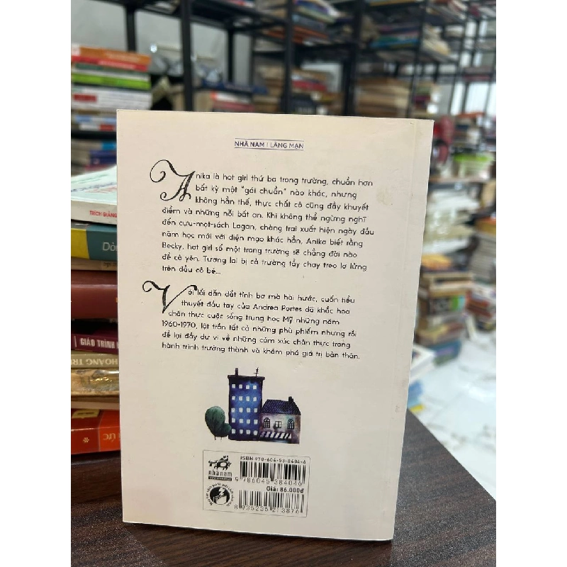 Cấu Tạo Một Gái Lệch Chuẩn - Andrea Portes 936701