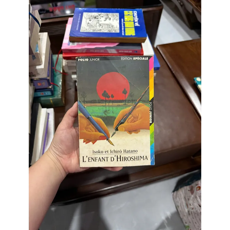 L’ENFANT D’HIROSHIMA (ĐỨA TRẺ HIROSHIMA) – ISOKO & ICHIRŌ HATANO - K4 1019550