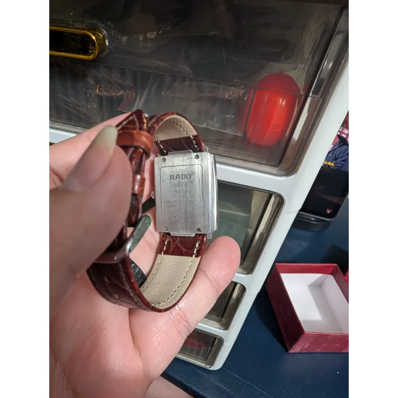 ĐỒNG HỒ NỮ RADO 989747