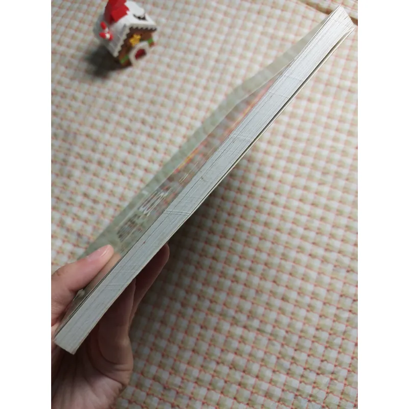 Truyện ký VƯỢT CÔN ĐẢO -Đồng Đen -câu chuyện anh hùng của những người tù chính trị Côn Đảo 753177