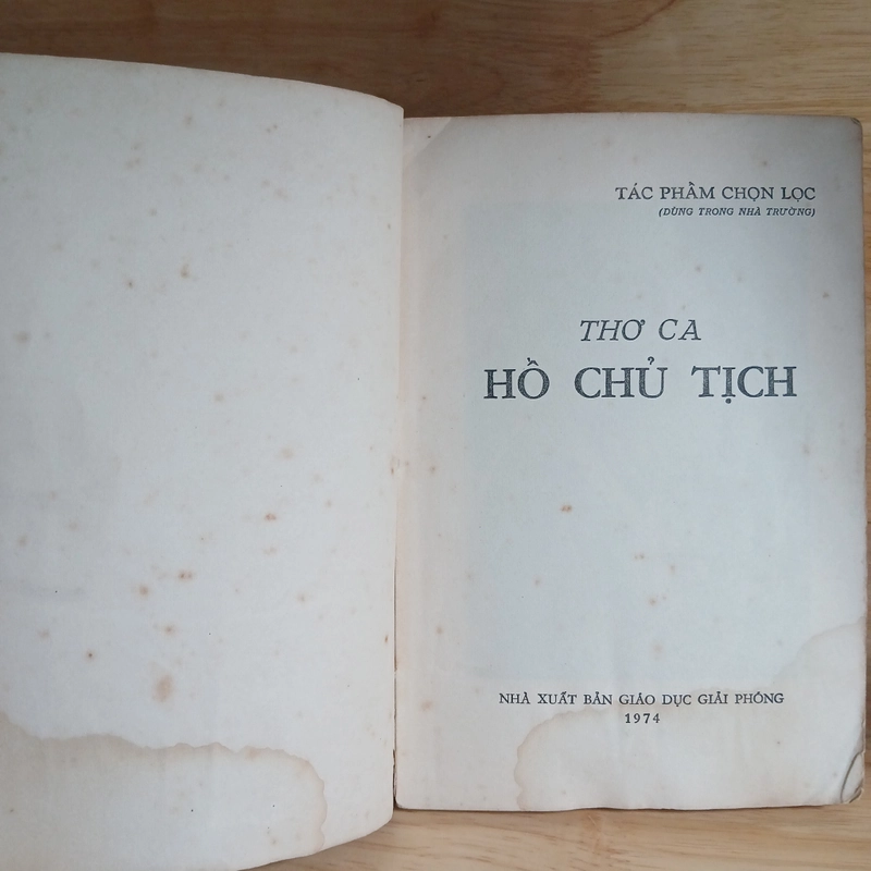 Thơ Ca Hồ Chủ Tịch - Tác Phẩm Chọn Lọc (Xb 1974) 539360