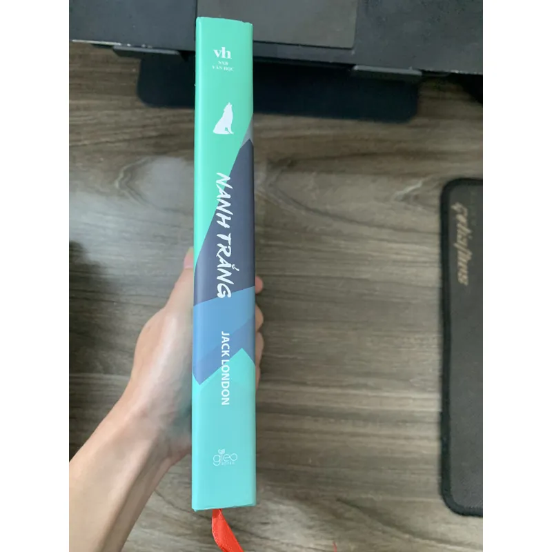 Nanh trắng (bìa cứng) 737971