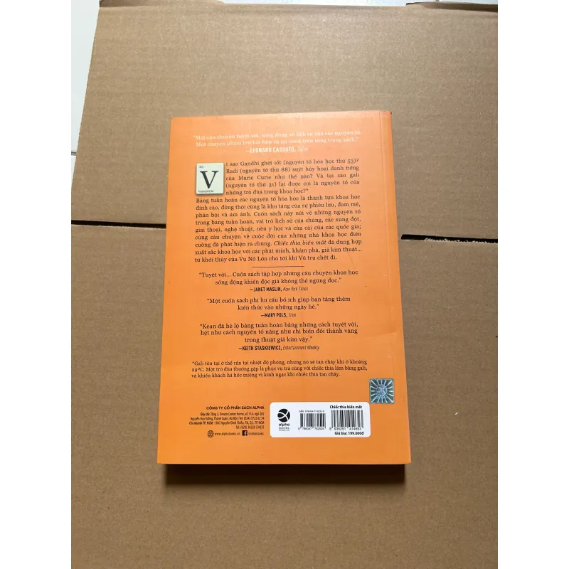 Chiếc thìa biến mất - Sam Kean 800061