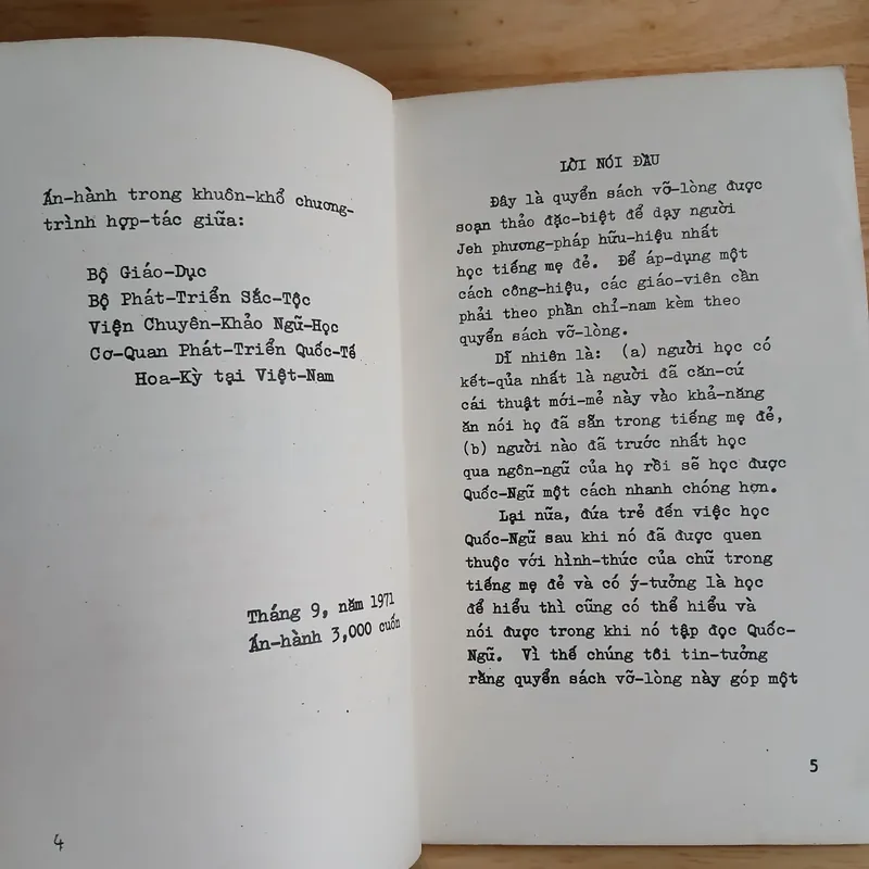 Đọc Tiếng Jeh, Học Vần Tiếng Jeh (ʼDŏk tơtayh Jeh, Au Pơchŏ Hŏk Chù Jeh) Xb 1972 695588