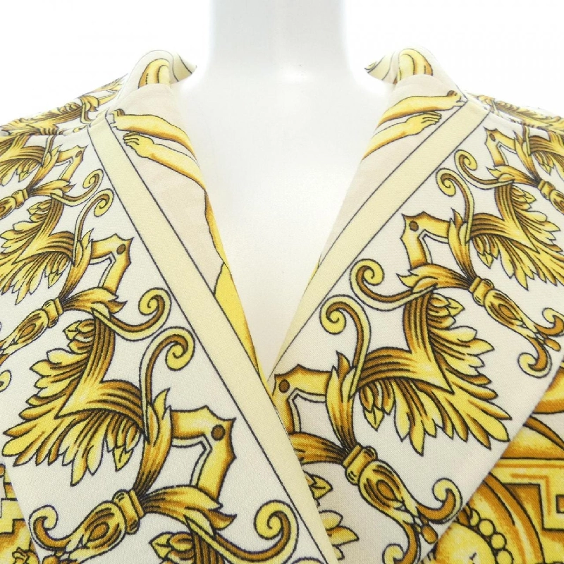 【Mã giảm giá】Áo khoác FENDACE 641342