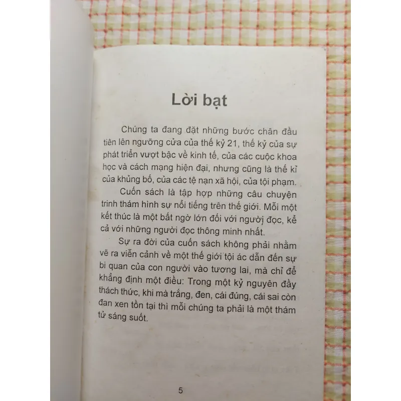 NHỮNG VỤ ÁN NỔI TIẾNG THẾ GIỚI • NHIỀU TÁC GIẢ • Chủ yếu trinh thám phương Tây. 779165