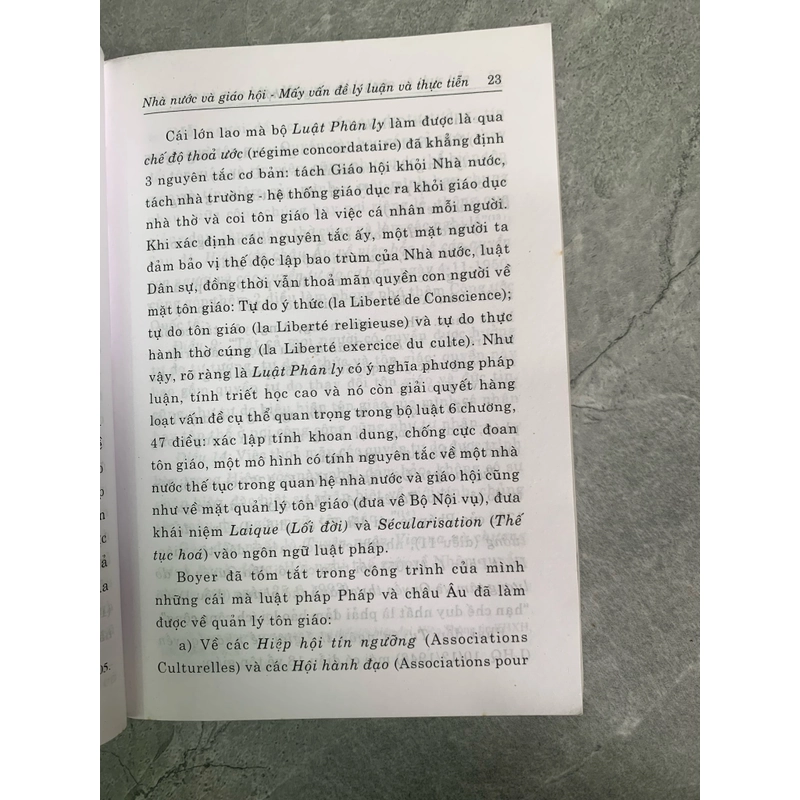 Bước đầu tìm hiểu về mối quan hệ giữa nhà nước và giáo hội  304742