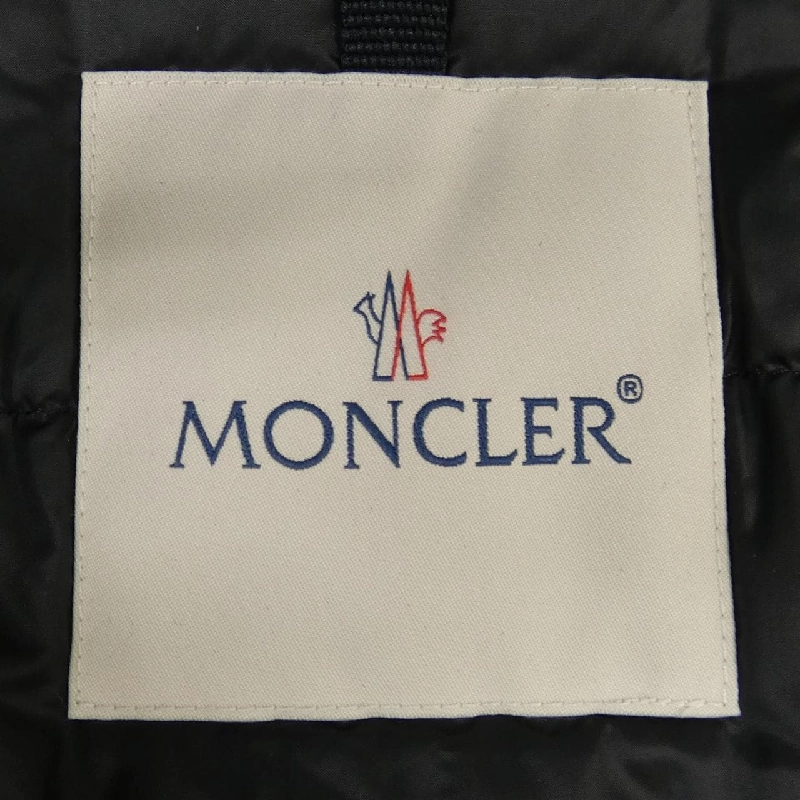 Áo khoác lông vũ MONCLER 639999