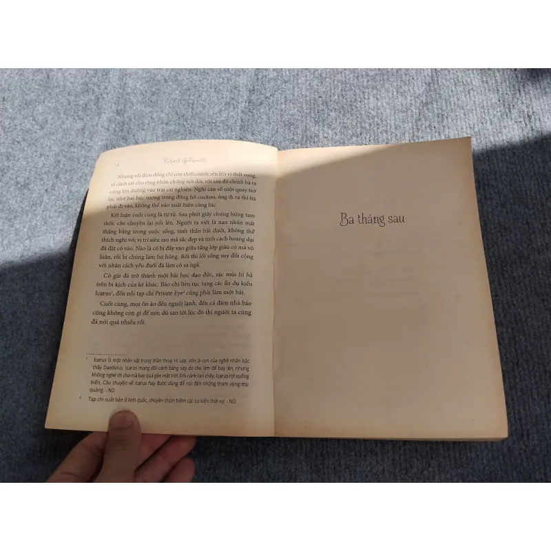 CON CHIM KHÁT TỔ - ROBERT GALBRAITH 574377