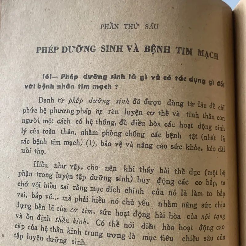 Phòng ngừa và tự điều trị bệnh tim mạch, Giáo sư Nguyễn Huy Dung, in năm 1988 709431