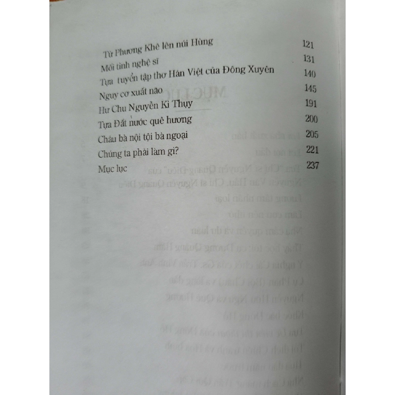 Để tôi đọc lại - 2001 - 283 trang - LỊCH SỬ - CHÍNH TRỊ - TRIẾT HỌC - SKNNTNCTCCSKNANTQ3112-138 925210