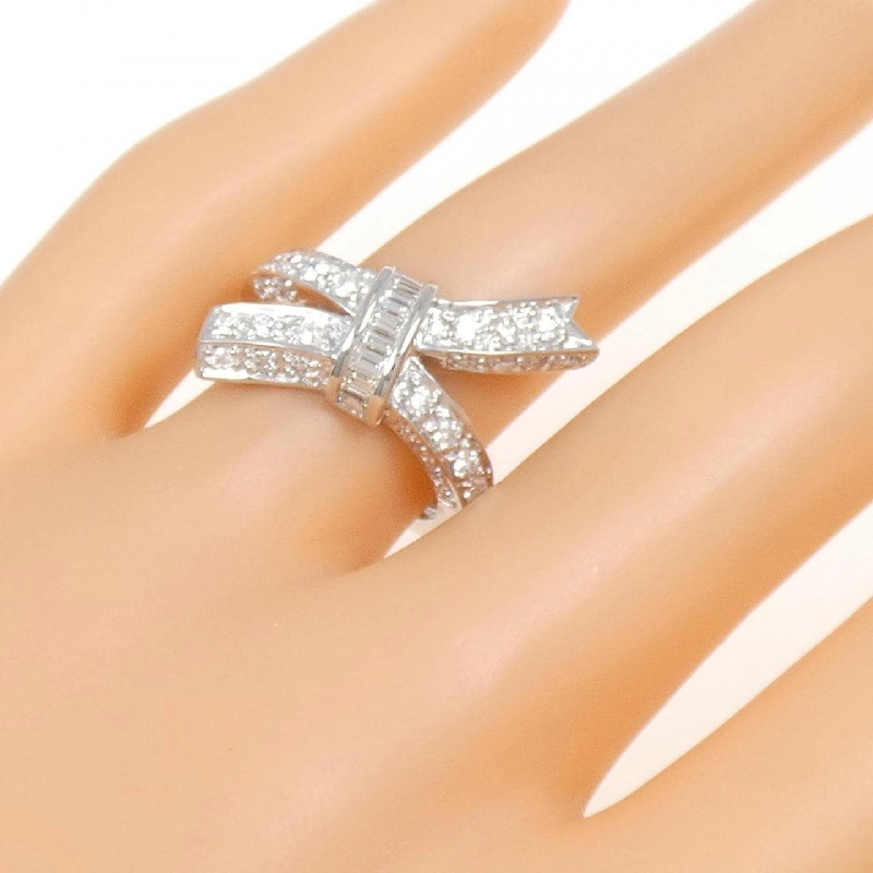 Nhẫn kim cương K18WG 0.92CT 671258