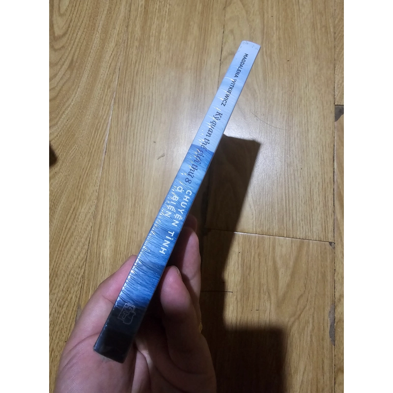 Kỳ quan thế giới thứ 8 - chuyện tình ở biển
70k (bìa 140k) 464529
