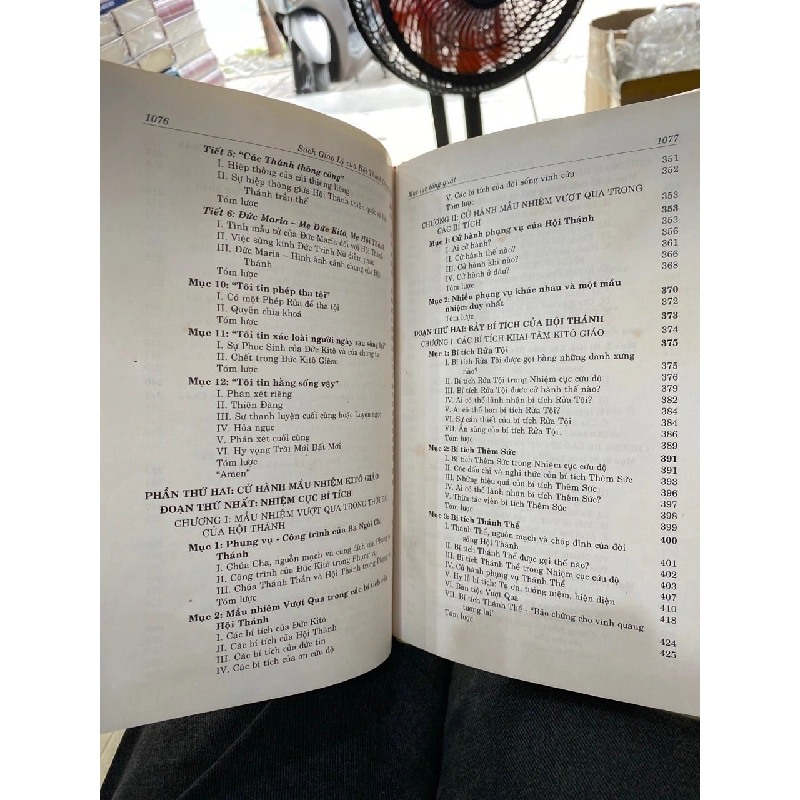 Sách giáo lya của Hội Thánh Công Giáo 1013363