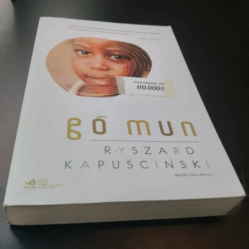 Gỗ mun - Ryszard Kapuściński 733592