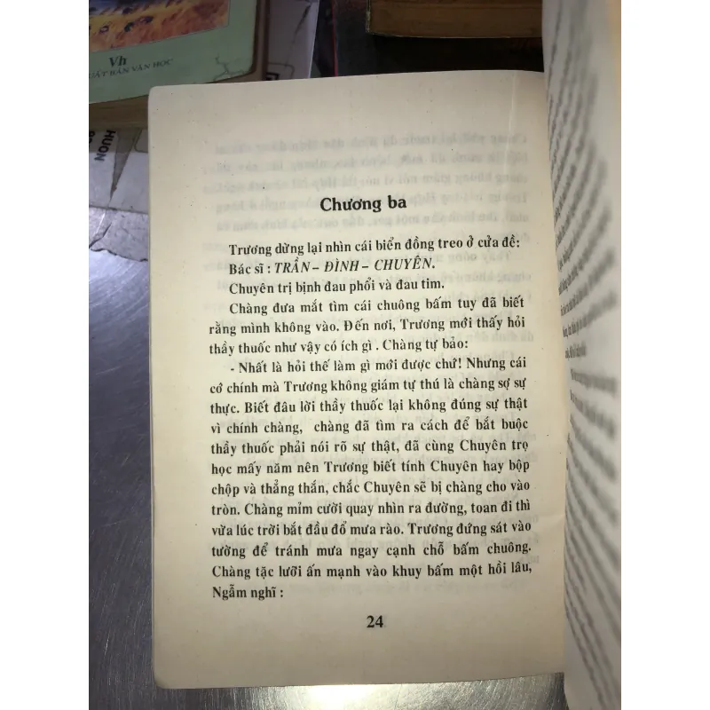 Bướm trắng - Nhất Linh  1001146