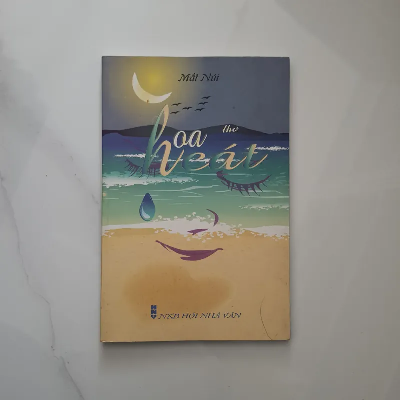 Thơ Hoa Cát - Mắt Núi 610428