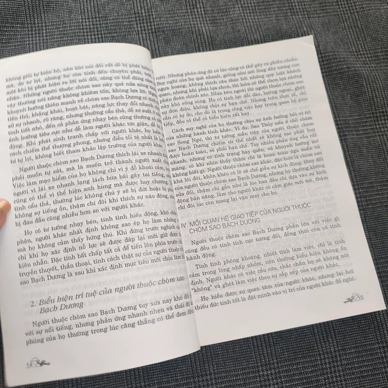 Sách Chiêm tinh học - 12 Chòm sao & Tính cách con người - Giá bìa 68k 319973