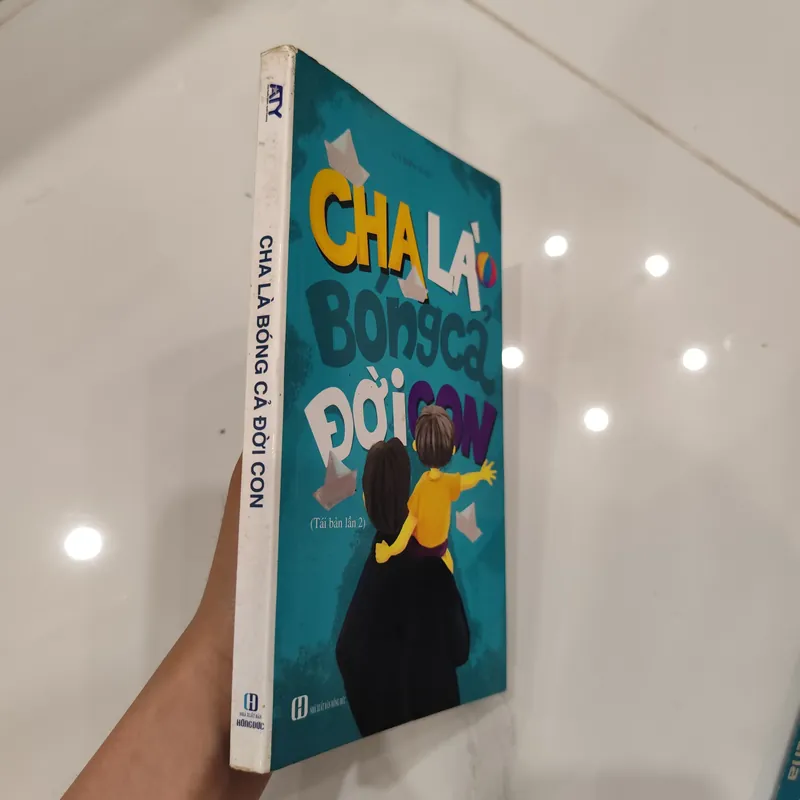 Cha là bóng cả đời con 637082