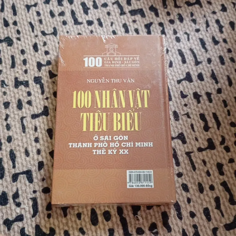 100 Nhân vật tiêu biểu ở Sài Gòn Thế kỷ XX 740746