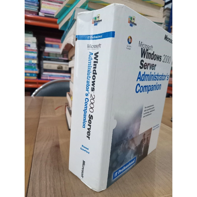 Microsoft Windows 2000 Server Administrator's Companion - Russel, Crawford 593110