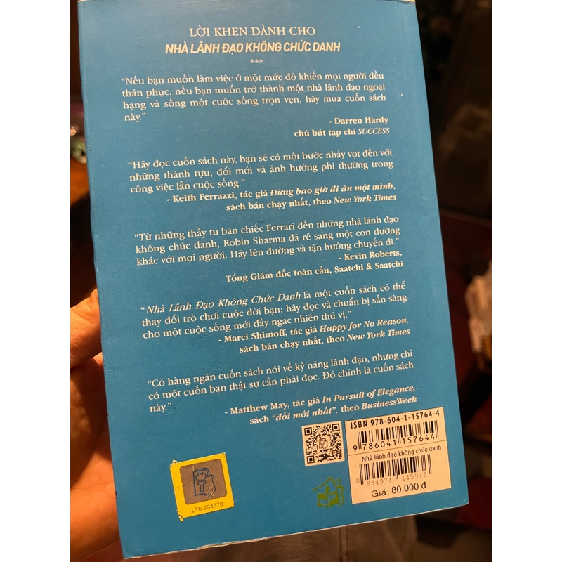 Sách Nhà lãnh đạo không chức danh - tác giả: robin sharma - đã qua sử dụng còn 90% 316651