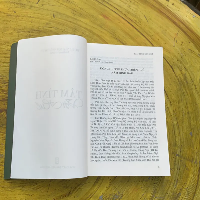 TÂM TÌNH VỚI HUẾ- Trần Phương Trà chủ biên  785163