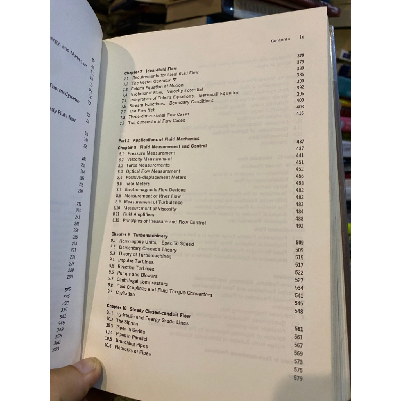 Fluid Mechanics, 5th edition - Victor L. Streeter 518889