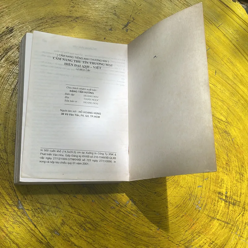 CẨM NANG THƯ TÍN THƯƠNG MẠI HIỆN ĐẠI (ANH- VIỆT)- LÊ MINH CẨN 602372