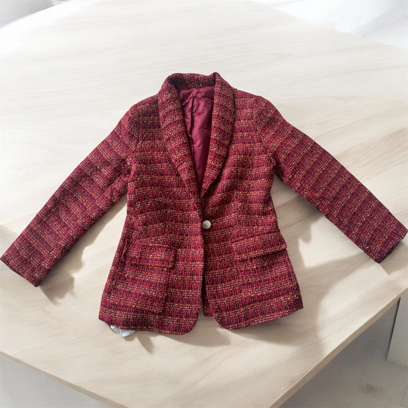 Áo dạ tuyết màu đỏ phối cổ vest 451543