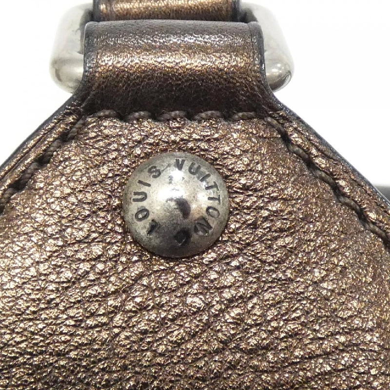 Túi xách vai Louis Vuitton Mahina L M95766 - Hàng hiệu Chính hãng 801651