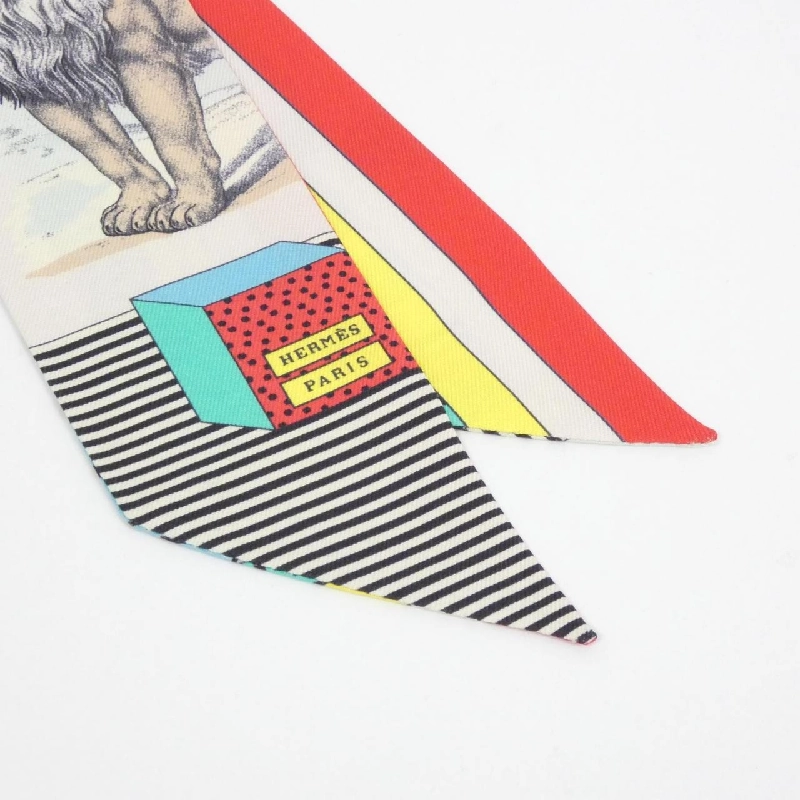 Khăn quàng cổ Hermès GRAND THEATRE NOUVEAU 063761S 624606