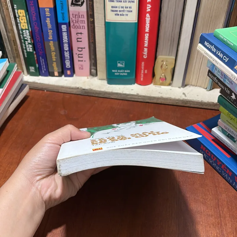 II Tựa Sách: Sáng Mãi Phẩm Chất Bộ Đội Cụ Hồ (Tập 18) - Nhiều Tác Giả - 2017 786211