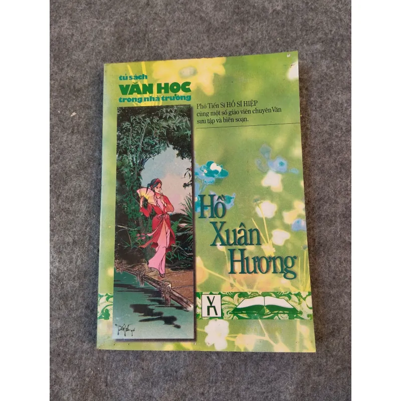HỒ XUÂN HƯƠNG 719969